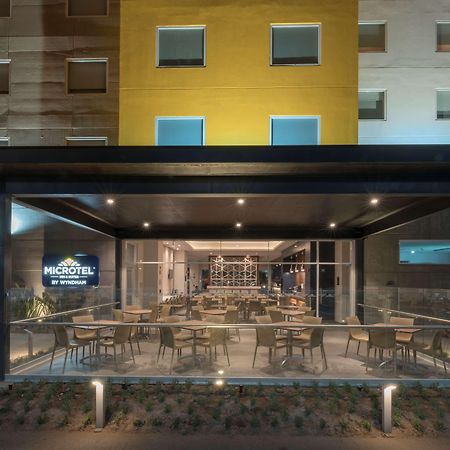 Microtel Inn & Suites By Wyndham San Luis Potosí Buitenkant foto