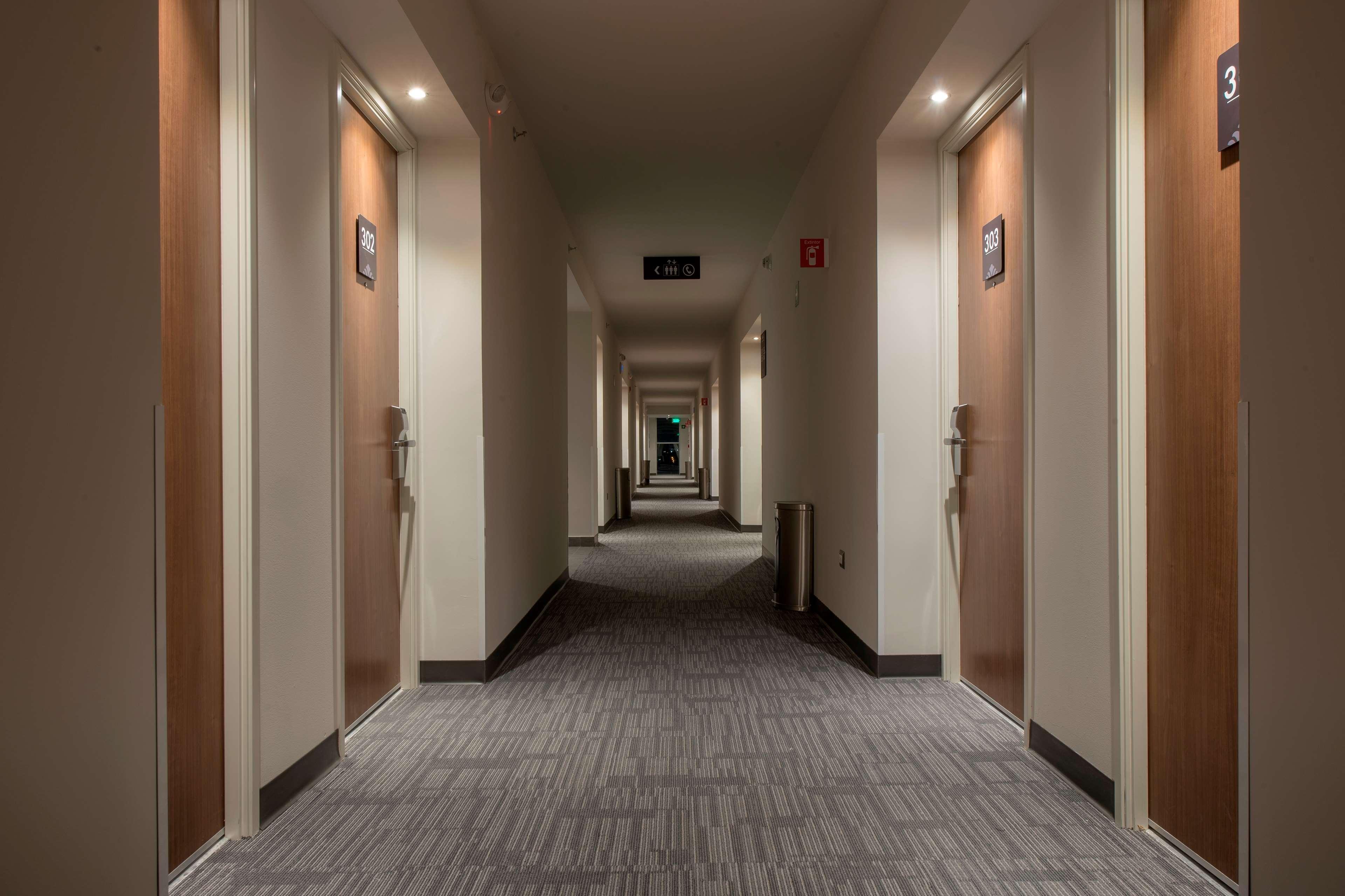 Microtel Inn & Suites By Wyndham San Luis Potosí Buitenkant foto