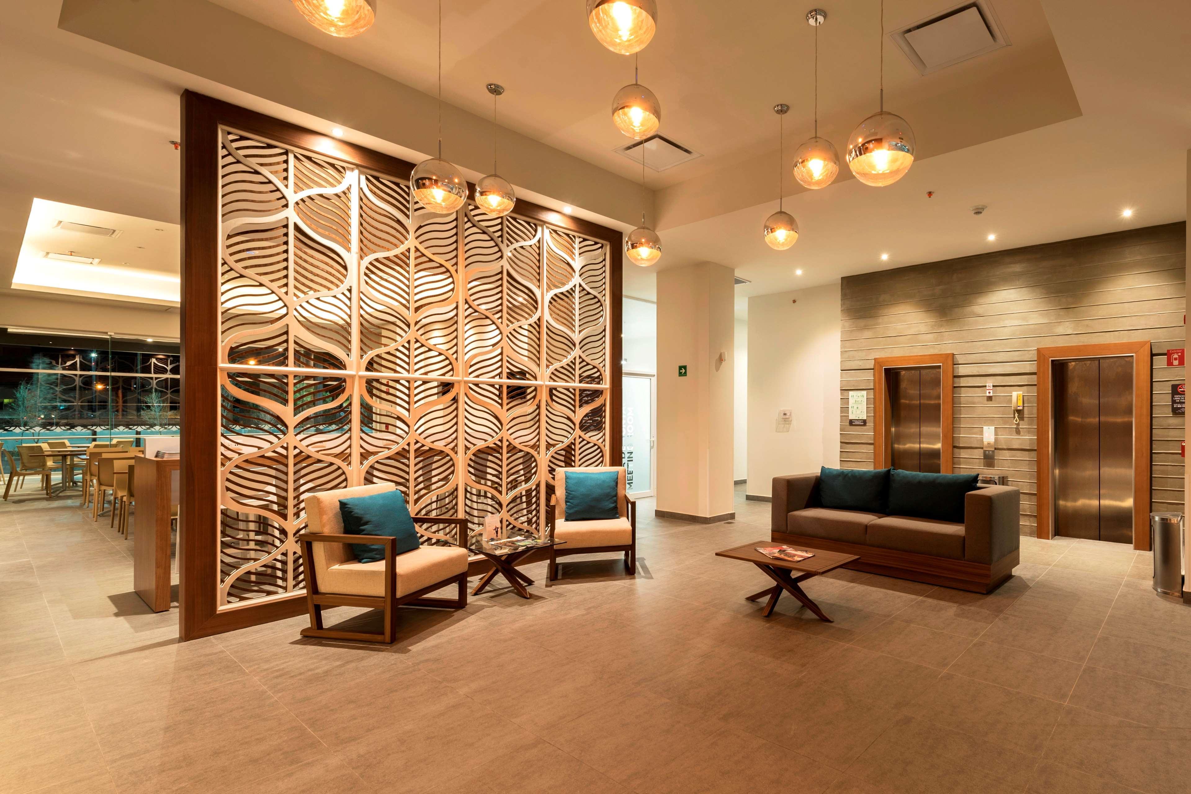 Microtel Inn & Suites By Wyndham San Luis Potosí Buitenkant foto