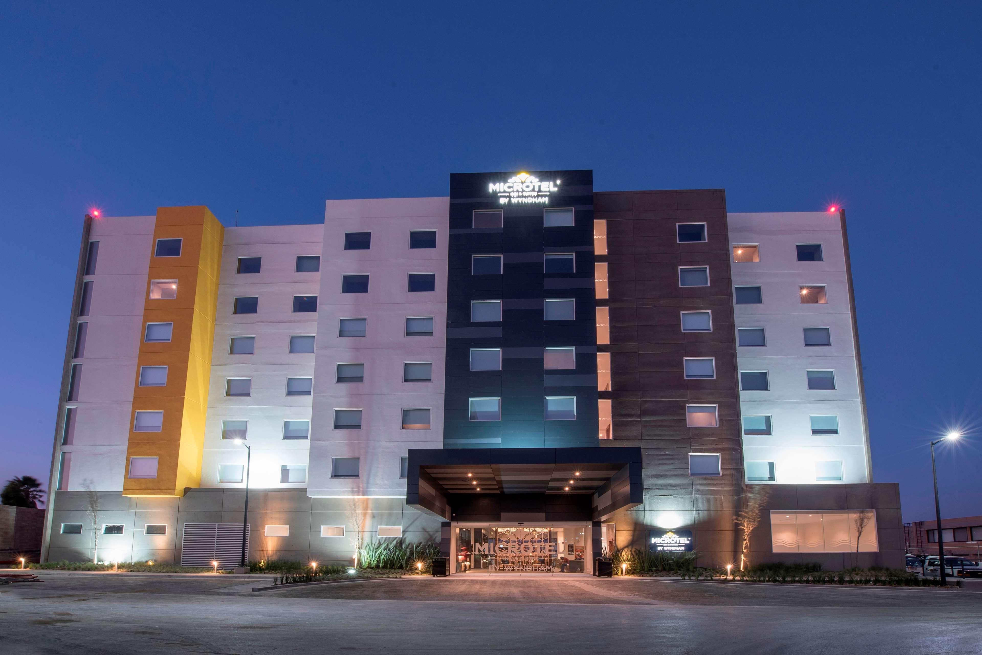 Microtel Inn & Suites By Wyndham San Luis Potosí Buitenkant foto