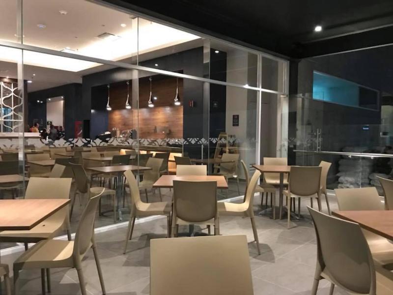 Microtel Inn & Suites By Wyndham San Luis Potosí Buitenkant foto